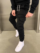 Pantalón cargo de hombre con bolsillos profundos
