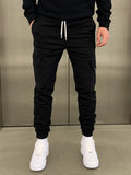 Pantalón cargo de hombre con bolsillos profundos