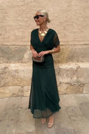 Vestido largo de mujer con escote en V y cintura plisada