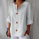 Camisa de mujer con escote en V y botones de madera