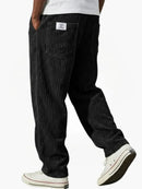 Pantalón amplio de hombre con bolsillos y cintura ajustable