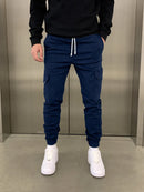 Pantalón cargo de hombre con bolsillos profundos