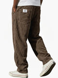Pantalón amplio de hombre con bolsillos y cintura ajustable