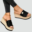 Sandalias de cuña para mujer con detalle trenzado