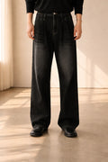 Jeans anchos de hombre con pliegues delanteros