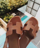 Sandalias de mujer con tira en H y tacón bajo