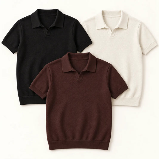 Ejemplo de combinación del kit de tres polos de piqué: negro, blanco roto y marrón caoba; colores y tallas se eligen por pieza