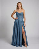 Vestido de gala largo de tul brillante con corpiño drapeado — cuerpo entero de frente