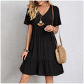 Vestido de verano de manga corta con escote en V