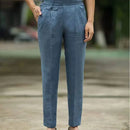 Pantalón de vestir de hombre con pinzas y cintura alta