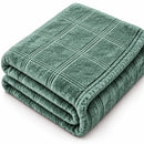 [PACK DE 2] Mantas Verdes con Relieve para Sofá y Cama — Detalle del producto