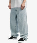 Jeans de hombre de pierna ancha con bolsillos delanteros