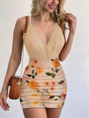 Conjunto de body ajustado y falda de estampado floral para mujer
