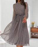Vestido de lunares de mujer hasta la rodilla y manga larga